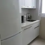 Spacious House In With Modern Comfort Hébergement de vacances