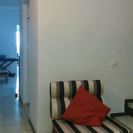 Сasa de vacaciones Spacious House In With Modern Comfort Telde