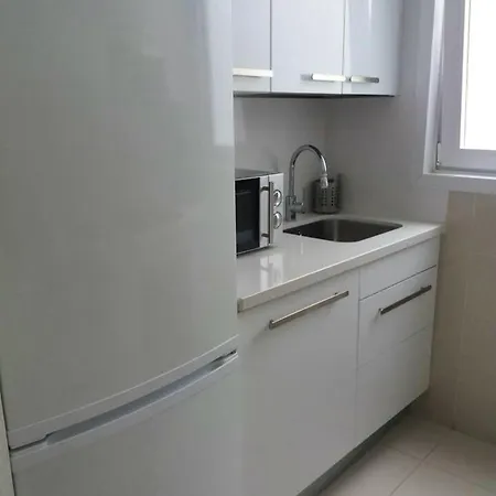 Spacious House In With Modern Comfort Сasa de vacaciones