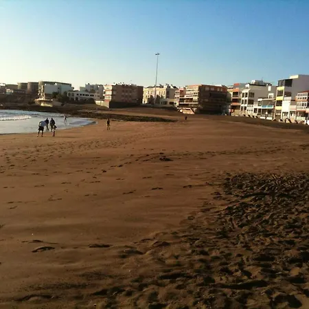 Spacious House In With Modern Comfort Сasa de vacaciones *