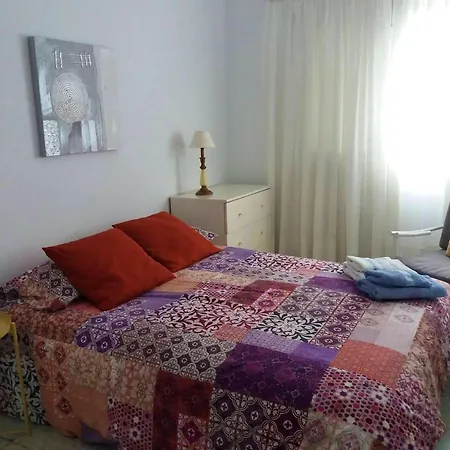 Spacious House In With Modern Comfort Сasa de vacaciones