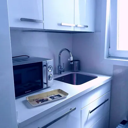 Spacious House In With Modern Comfort